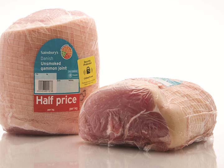 Meat packed by shrink packing